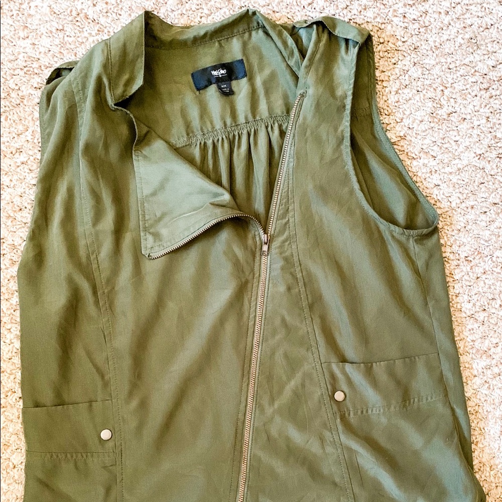 Asymmetrical Military Green Vest